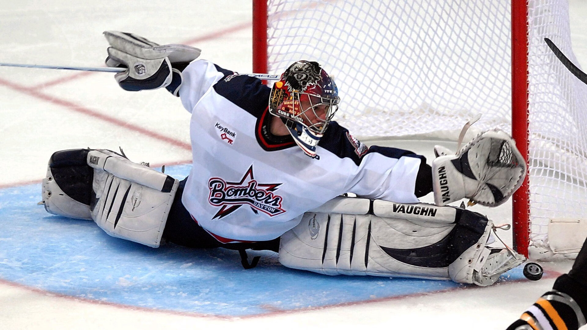 九游娱乐官网 (jiuyou)-黑马球队崭露头角，向强敌发起挑战！，黑马队队徽